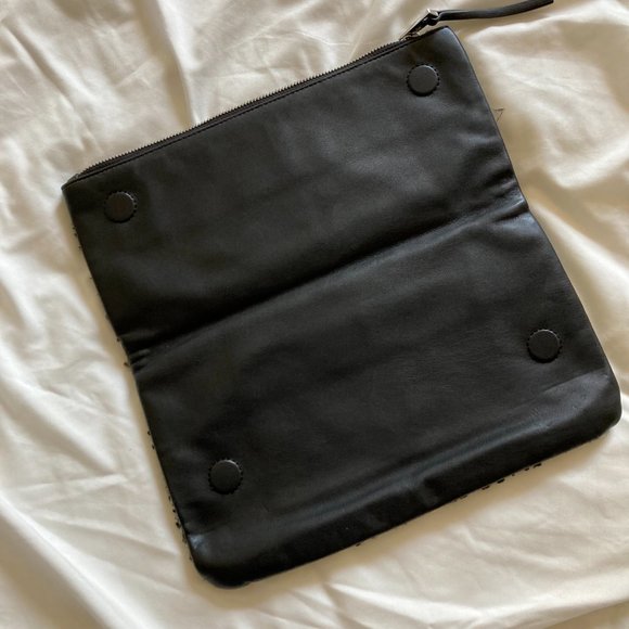 NWOT FAUX LEATHER AND WOOL KNIT CLUTCH / FOLDING CLUTCH - Picture 3 of 5